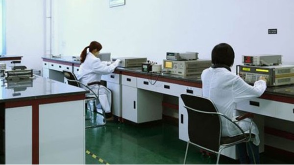 如何判斷儀器需要校準還是檢定